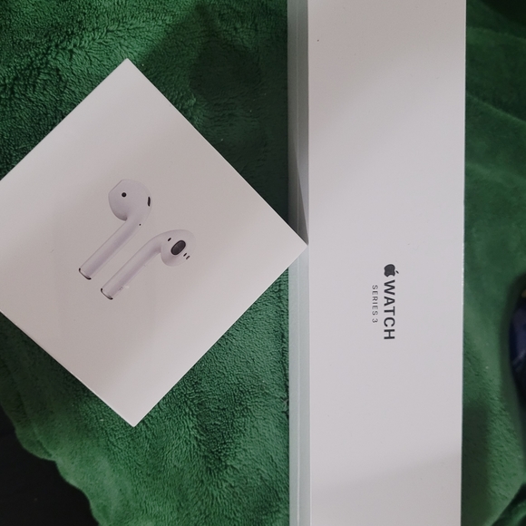 SOLD Brandnew and sealed - Picture 1 of 5